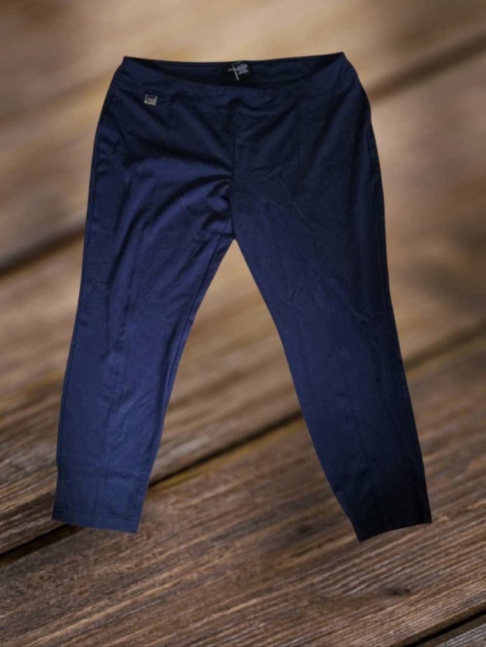 🌀 Zac & Rachel Navy Blue Slim Leg Ponte Capri Pants